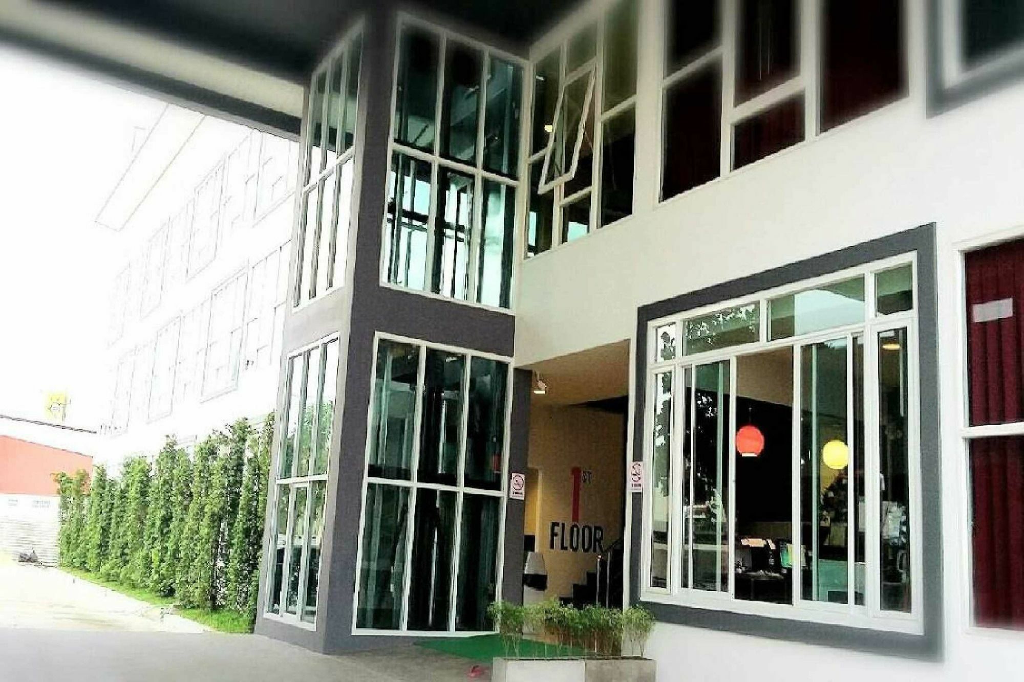 더 젤 버젯 호텔 부리암 부리람 외부 사진